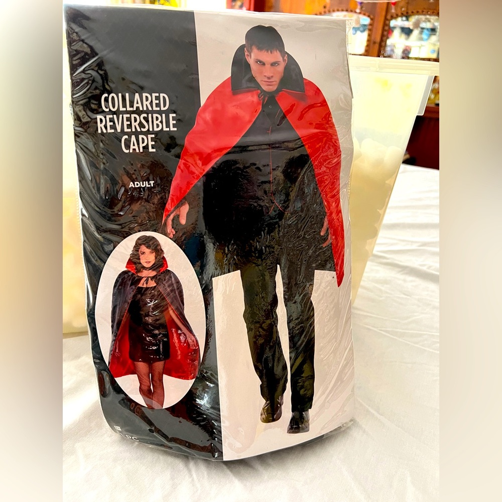 Collared reversible cape